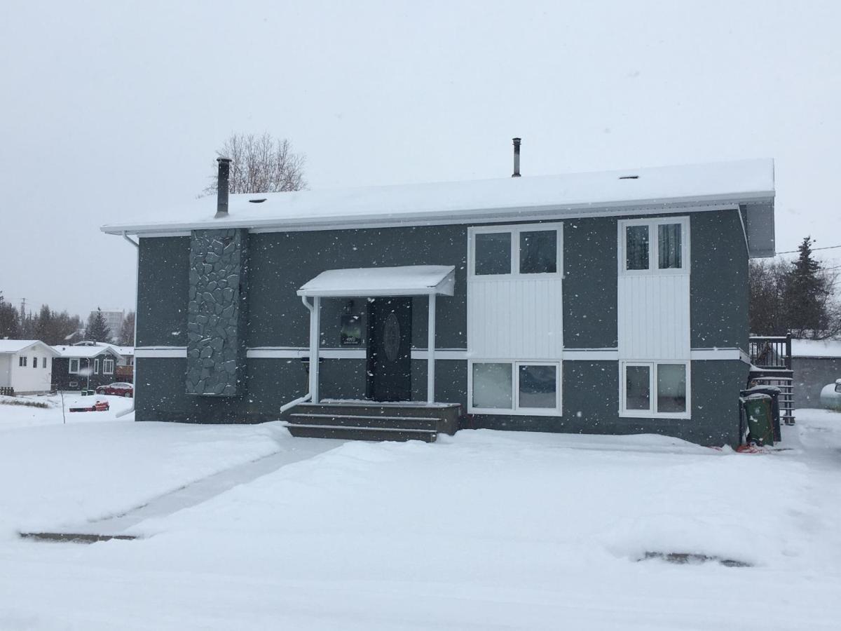 Polar Nights Yellowknife Exterior photo